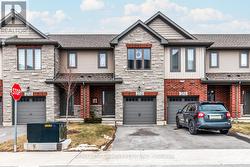 12 - 27 RACHEL DRIVE  Hamilton, ON L8E 0K6