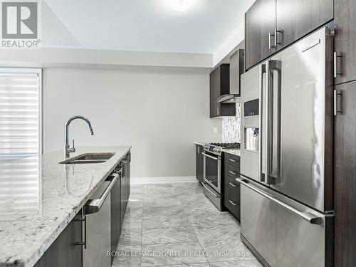15 Temple Manor Road, Brampton, ON - Indoor Photo Showing Kitchen With Stainless Steel Kitchen With Double Sink With Upgraded Kitchen