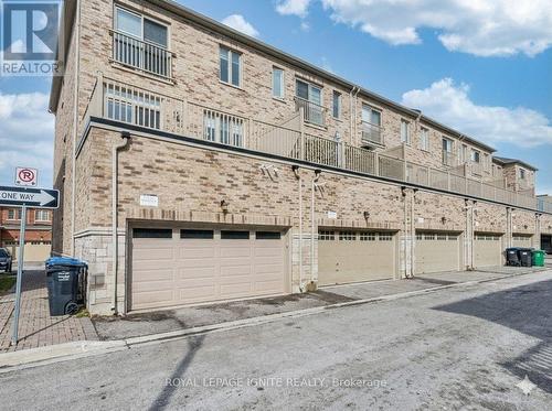 15 Temple Manor Road, Brampton, ON - Outdoor