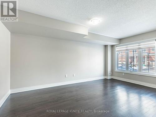 15 Temple Manor Road, Brampton, ON - Indoor Photo Showing Other Room