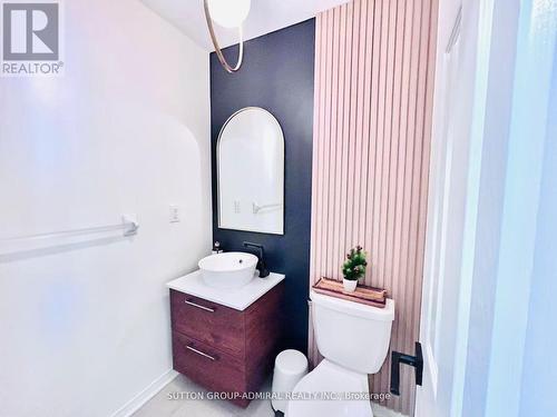 14 Mcgrath Avenue, Richmond Hill, ON - Indoor Photo Showing Bathroom