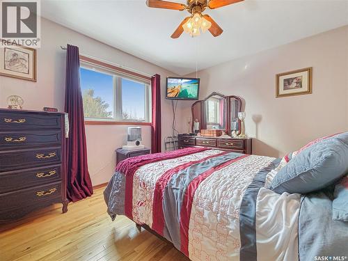 247 Stacey Crescent, Saskatoon, SK 