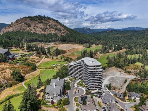 1504-2000 Hannington Rd, Langford, BC - Outdoor With View
