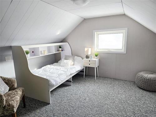 224 Main St, St Adolphe, MB 