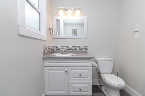 1116 Thunderbird Dr, Nanaimo, BC 