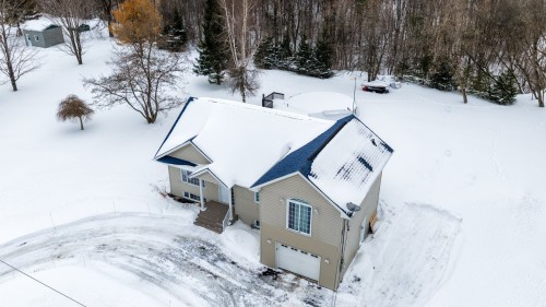 Photo aérienne - 395 Ch. Des Outaouais, Pointe-Fortune, QC - Outdoor