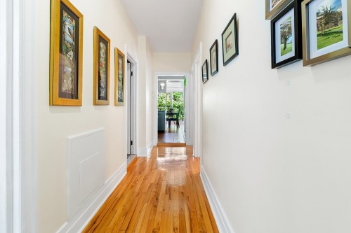 Mud Room - 4541 Av. Royal, Montréal (Côte-Des-Neiges/Notre-Dame-De-Grâce), QC - Indoor Photo Showing Other Room