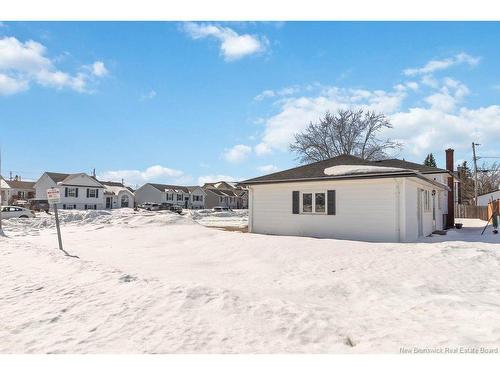 35 Nowlan St, Riverview, NB 