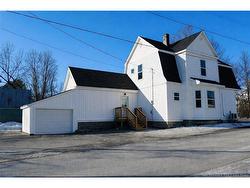 20 Maple ST  Florenceville-Bristol, NB E7L 3H1