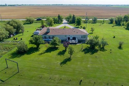 4004 Pipeline Rd, West St Paul, MB 
