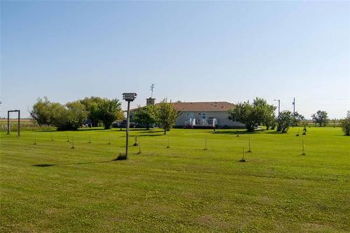 4004 Pipeline Rd, West St Paul, MB 