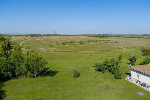 4004 Pipeline Rd, West St Paul, MB 
