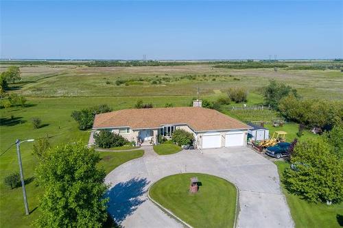 4004 Pipeline Rd, West St Paul, MB 