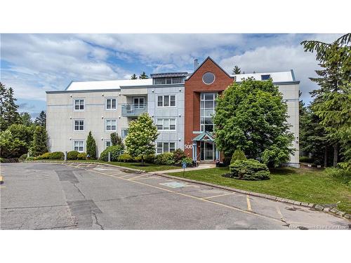 330-500 Venus Crt, Fredericton, NB 
