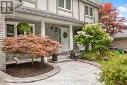 1548 TROIKA COURT  Mississauga (Lorne Park), ON L5J 4C4