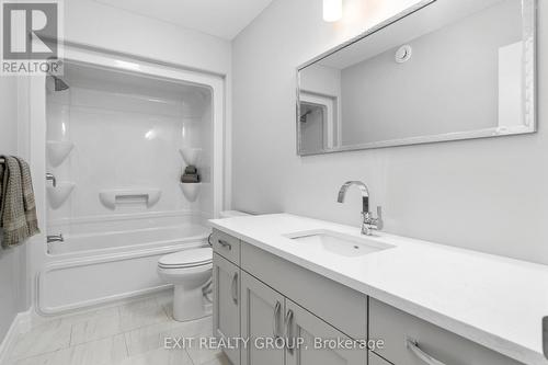 99 Wims Way, Belleville (Thurlow Ward), ON - Indoor Photo Showing Bathroom