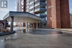 301 - 181 COLLIER STREET Barrie, ON L4M 5L6