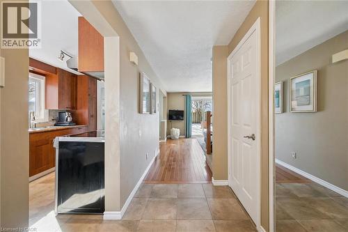 536 Westvale Drive, Waterloo, ON - Indoor Photo Showing Other Room