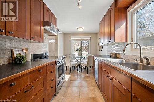 536 Westvale Drive, Waterloo, ON - Indoor Photo Showing Kitchen With Double Sink