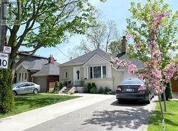 133 MEADOWVALE DRIVE  Toronto, ON M8Z 3K2