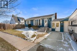 74 TECUMSEH STREET  St. Catharines (Bunting/Linwell), ON L2M 2M6