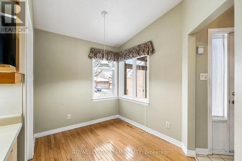 10 Quinterra Court, Ottawa, ON - Indoor Photo Showing Other Room
