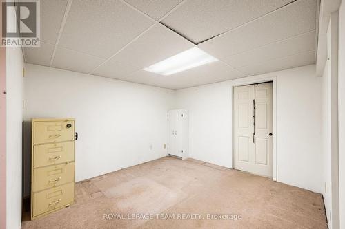10 Quinterra Court, Ottawa, ON - Indoor Photo Showing Other Room