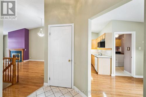 10 Quinterra Court, Ottawa, ON - Indoor