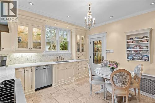 247 Macnab Street S, Hamilton, ON - Indoor