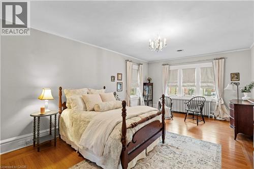 247 Macnab Street S, Hamilton, ON - Indoor Photo Showing Bedroom