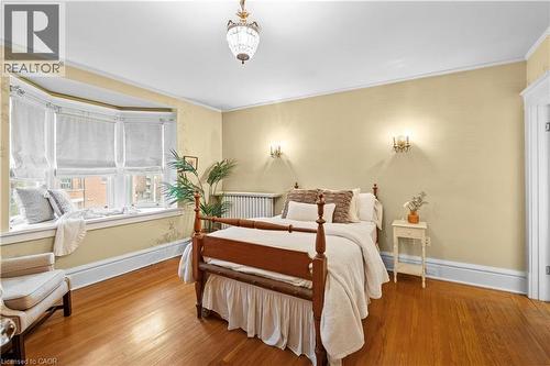 247 Macnab Street S, Hamilton, ON - Indoor Photo Showing Bedroom
