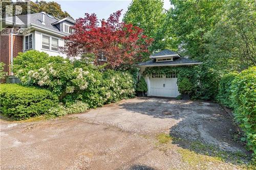 247 Macnab Street S, Hamilton, ON - Outdoor