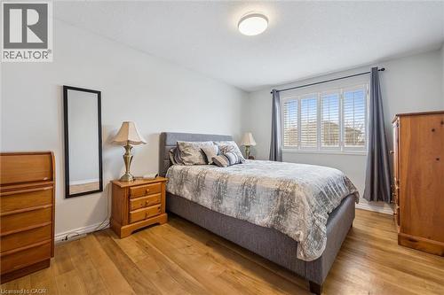 11 Acorn Way, Cambridge, ON - Indoor Photo Showing Bedroom