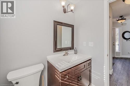 11 Acorn Way, Cambridge, ON - Indoor Photo Showing Bathroom