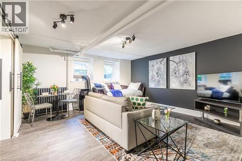 14 Duke Street, Hamilton, ON 