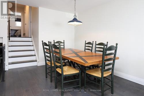 2001 Silverberry Crescent, Mississauga, ON - Indoor Photo Showing Dining Room
