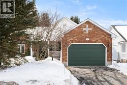 7 LAKEFIELD Court  Baden, ON N3A 3P4