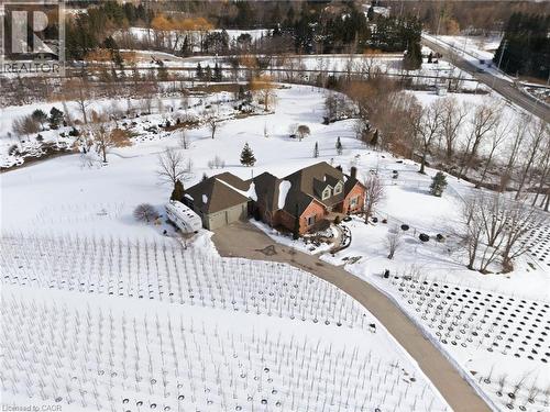 383 Parkside Drive, Hamilton, ON 