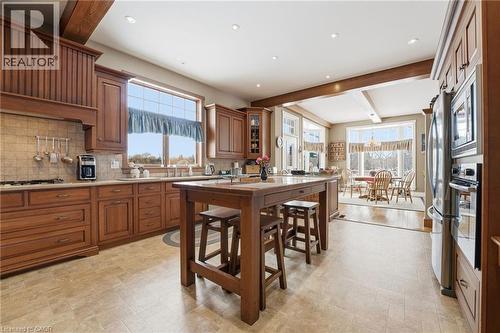 383 Parkside Drive, Hamilton, ON 