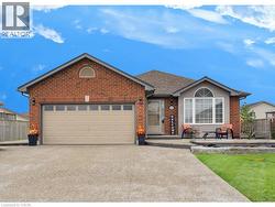 29 MAPLEVIEW Drive  Hagersville, ON N0A 1H0