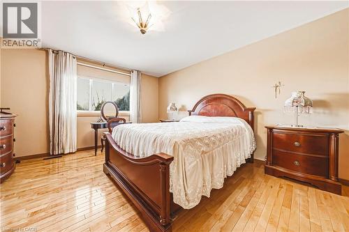 53 Glover Road, Hamilton, ON - Indoor Photo Showing Bedroom