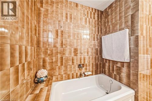 53 Glover Road, Hamilton, ON - Indoor Photo Showing Bathroom