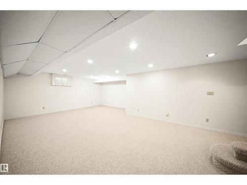 823 Richards Cr Nw, Edmonton, AB - Indoor Photo Showing Other Room