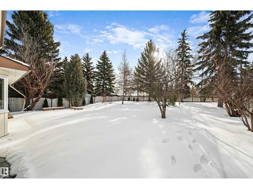 823 Richards Cr Nw, Edmonton, AB - Outdoor