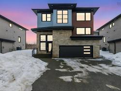 11 Theresa McNeil Grove  Halifax, NS B3M 0K3