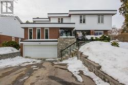 55 LONGWOOD DRIVE  Toronto, ON M3B 1T9
