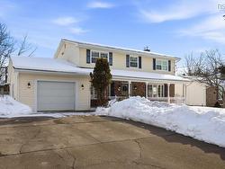 132 Abbey Avenue  Truro, NS B2N 5W6