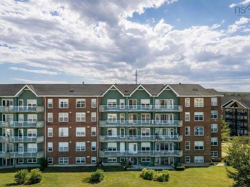 405 429 Parkland Drive, Halifax, NS 