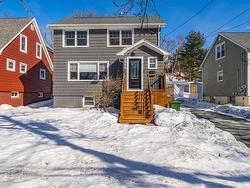 3815 Memorial Drive  Halifax, NS B3K 5A4