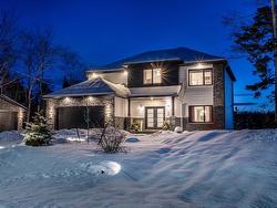 1424 McCabe Lake Drive  Middle Sackville, NS B4E 0P6